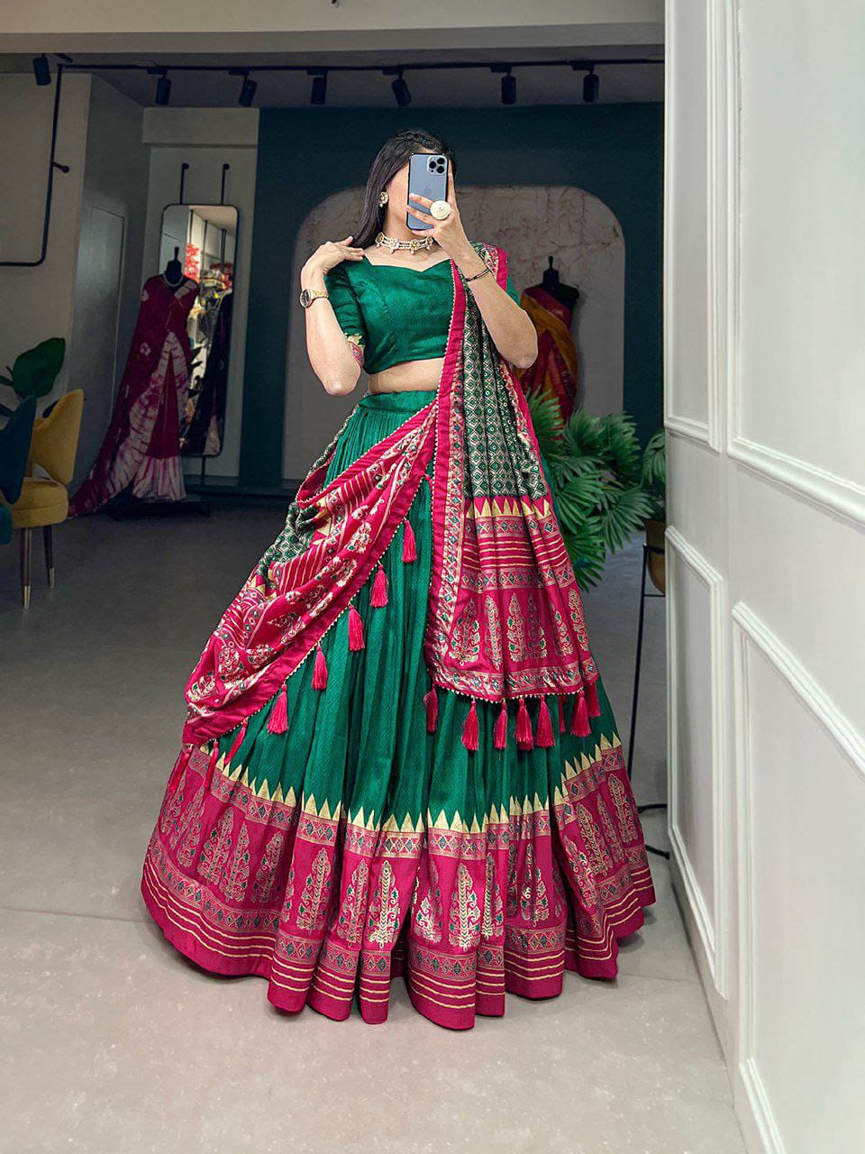 Patola Border Lehenga