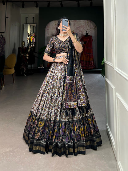 Pen Kalamkari Floral Lehenga