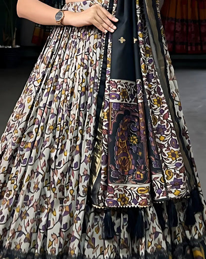 Pen Kalamkari Floral Lehenga