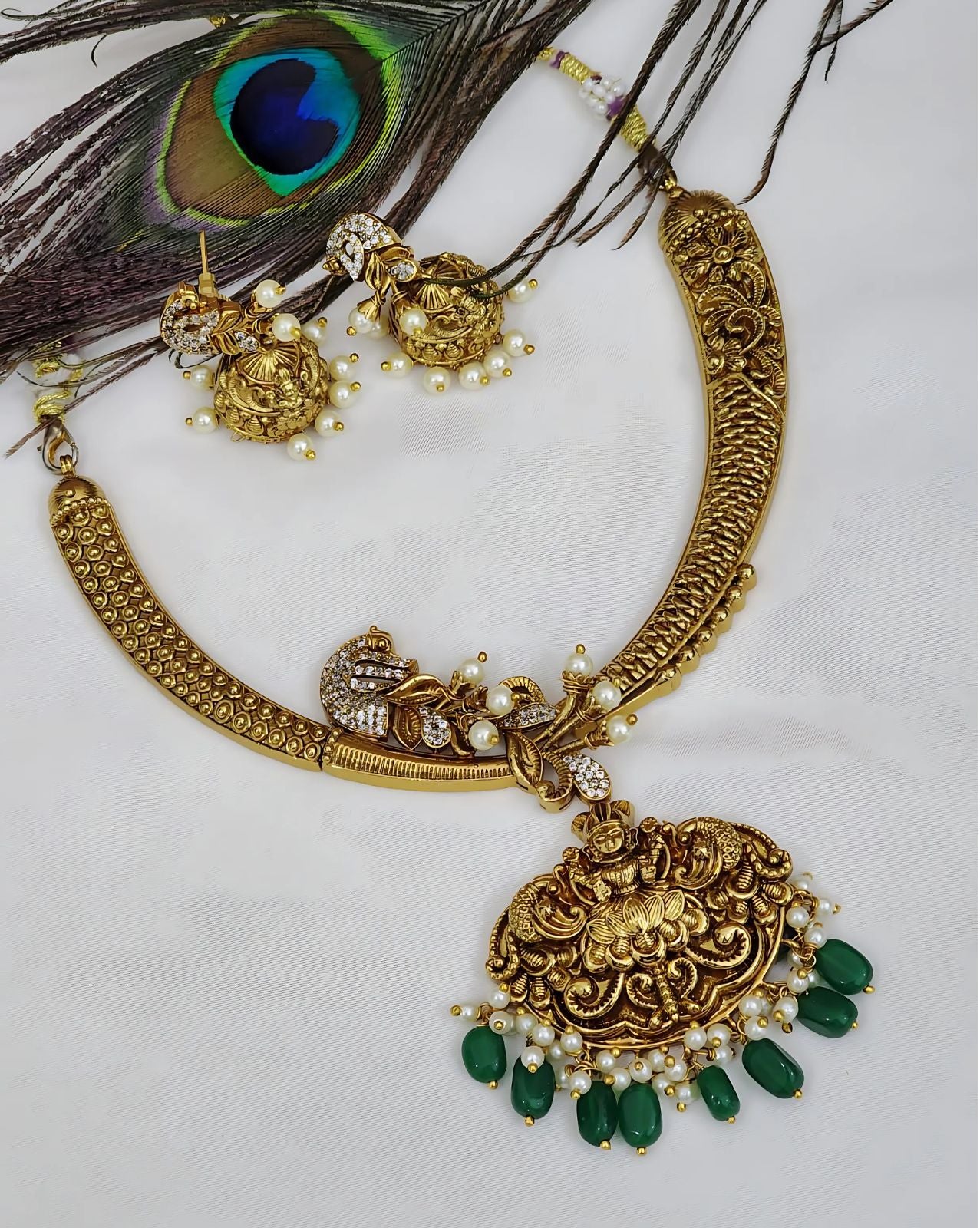 Laxmi Devi Kante Necklace Set